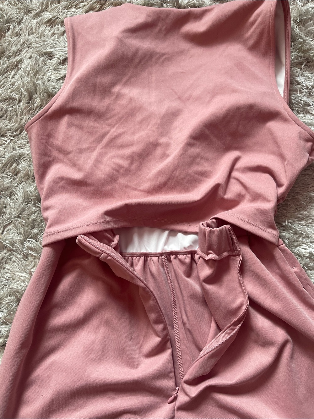 HALARA Rose Mauve Sleeveless V-Neck Wide-Leg Jumpsuit - Picture 5 of 6